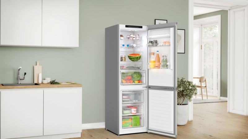 BOSCH Réfrigérateur combiné KGN36MICF pas cher 